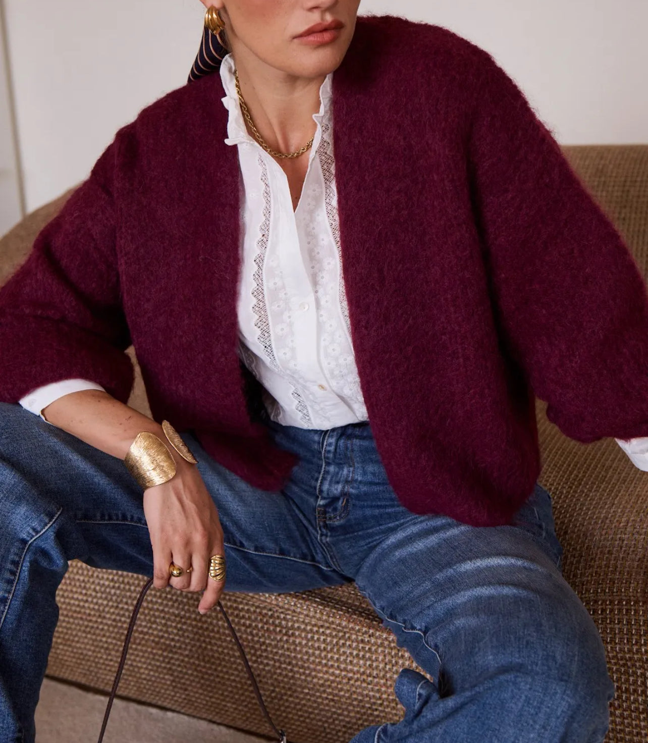 Gilet Doudou Bordeaux en Maille Douce – Maille Moelleuse & Style Cocon