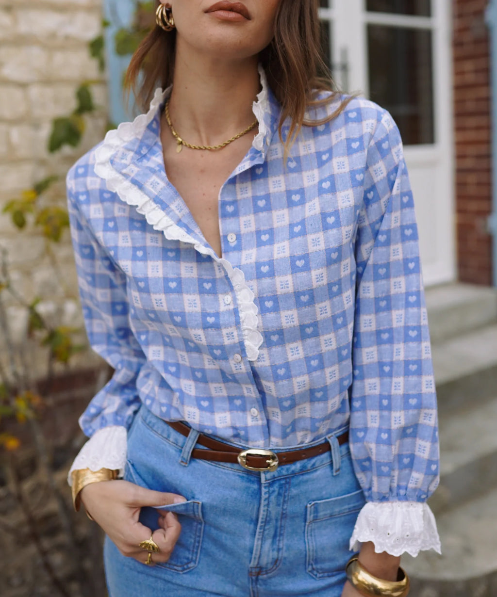 Chemise Romantique en Coton – Bleu Azur & Cœurs Brodés