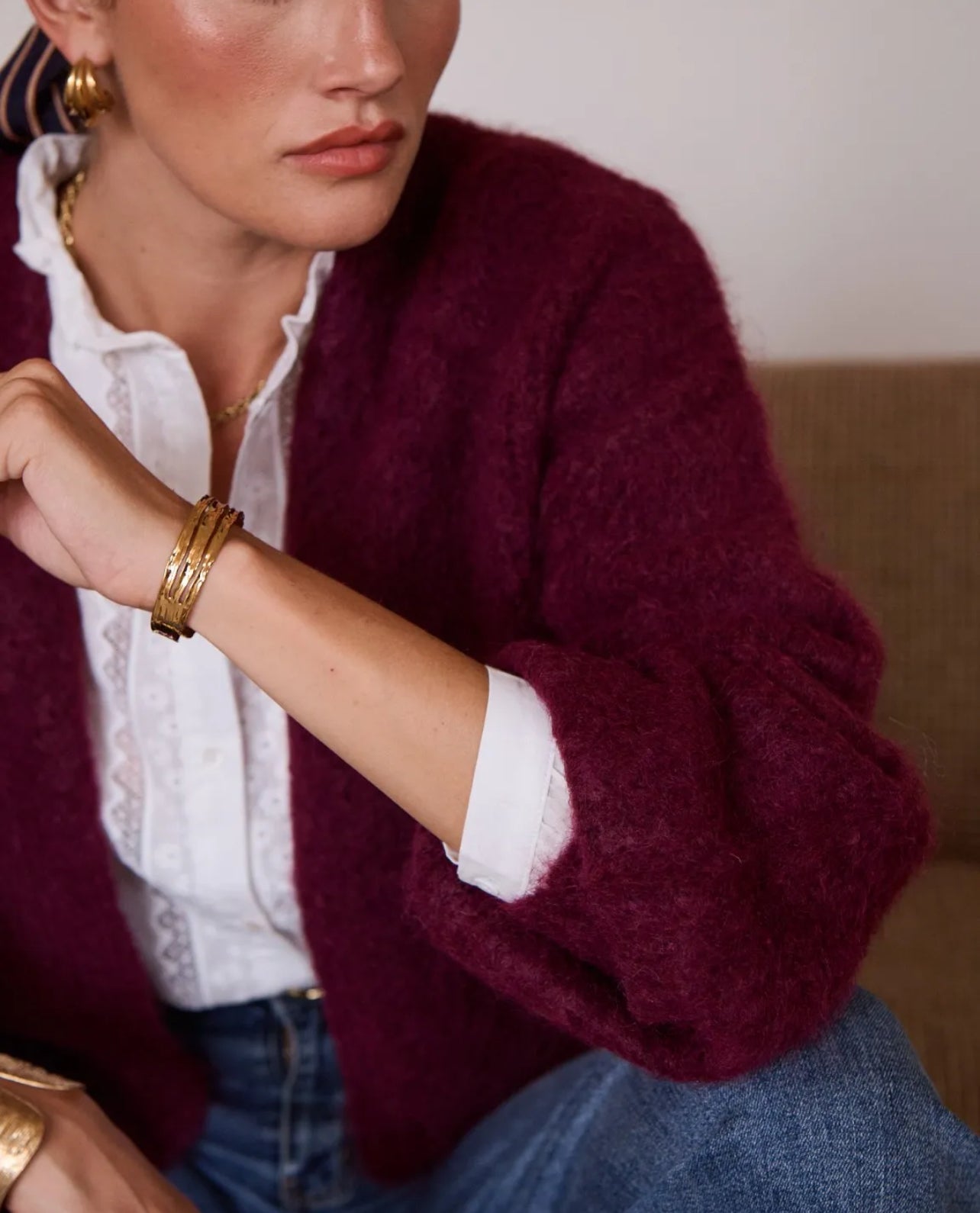 Gilet Doudou Bordeaux en Maille Douce – Maille Moelleuse & Style Cocon