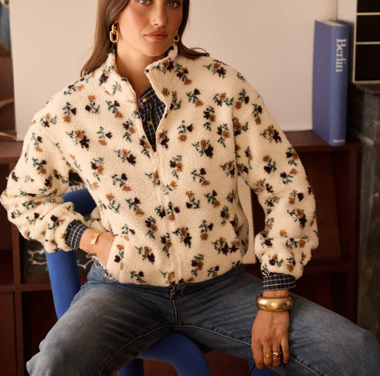 Veste Moumoute Imprimé Fleuri – Douceur et Style pour l'Hiver