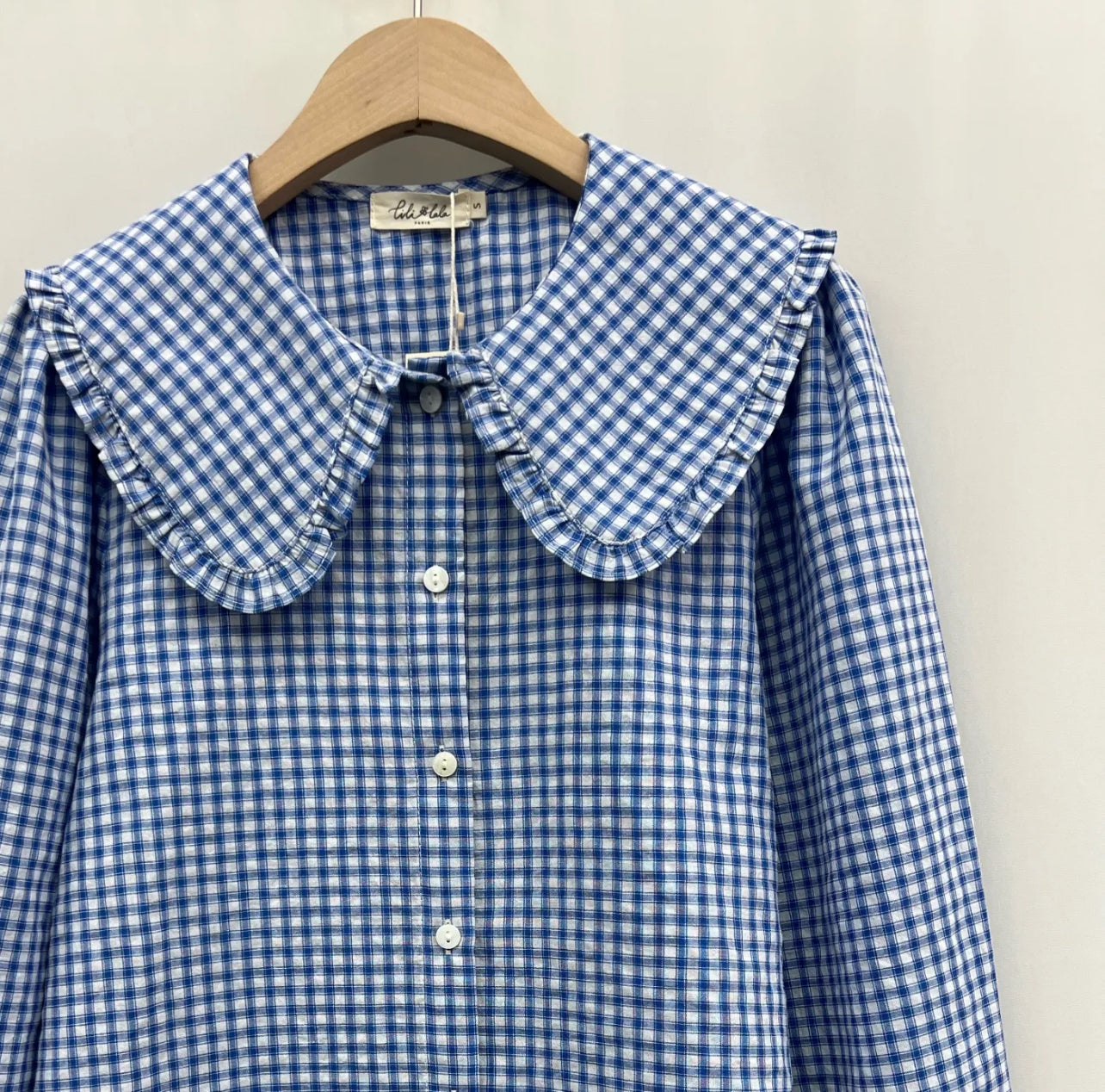 Blouse Gingham à Grand Col Claudine Festonné – 100% Coton